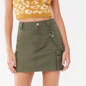 green denim mini cargo skirt